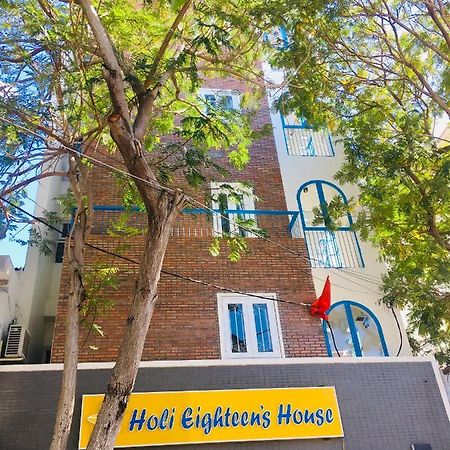 Holi Eighteen'S House Vinh Hai Buitenkant foto